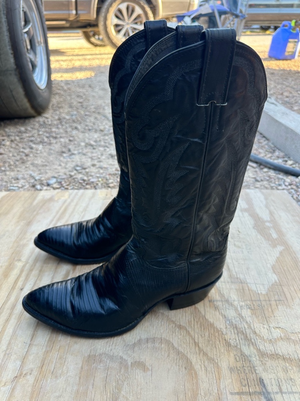 Justin Boots Black Leather Western Lace-Up Cowboy Boots